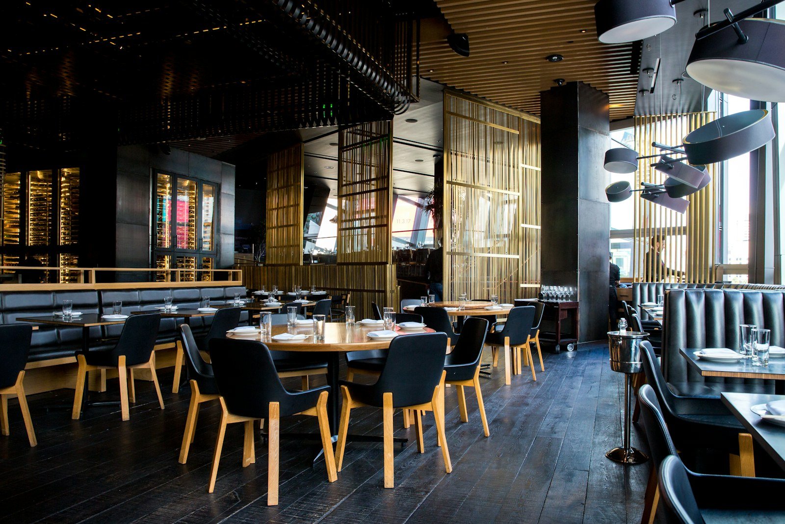 Warm contemporary restaurant dining room